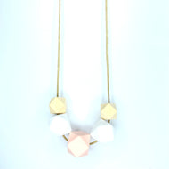 Geometric necklace pink and wood