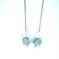 Geometric necklace grey white